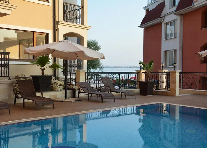 Vip Club Dolphin Coast Апартхотел Слънчев бряг