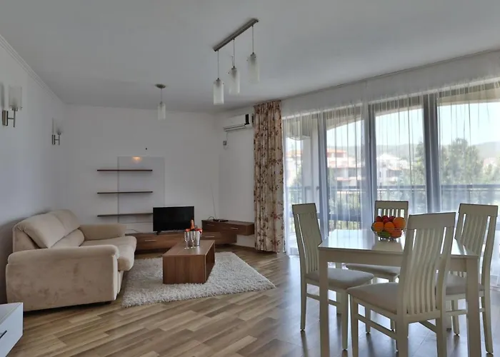 Vip Club Dolphin Coast 3* Slăntjev Brjag