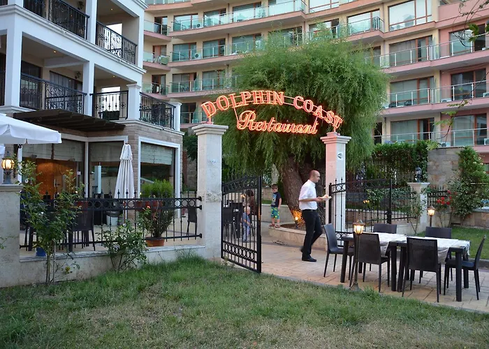 Vip Club Dolphin Coast Lägenhetshotell Slăntjev Brjag